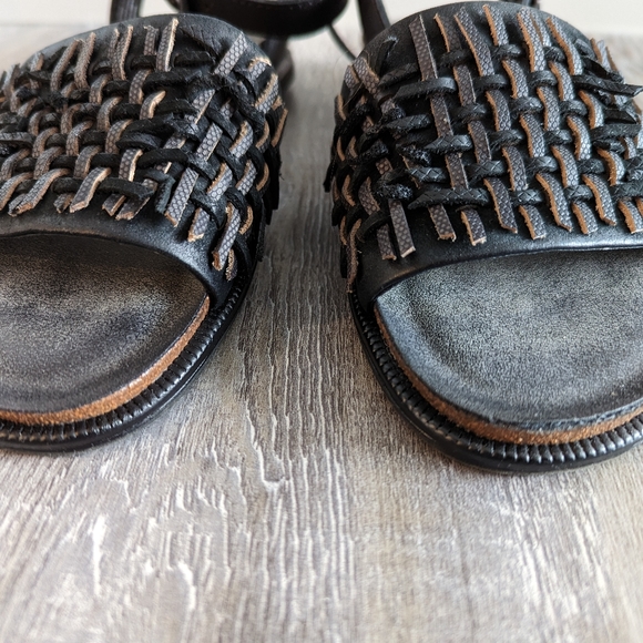 OTBT leather sandals - Picture 6 of 6